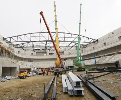 Vue du chantier de construction structure béton armé 