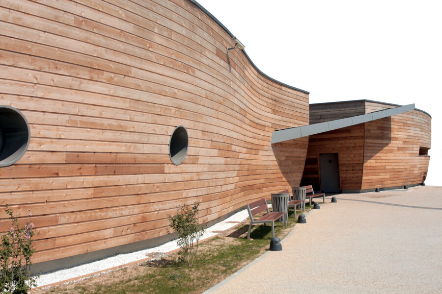 Vue extérieure de la piscine Aquanacre 