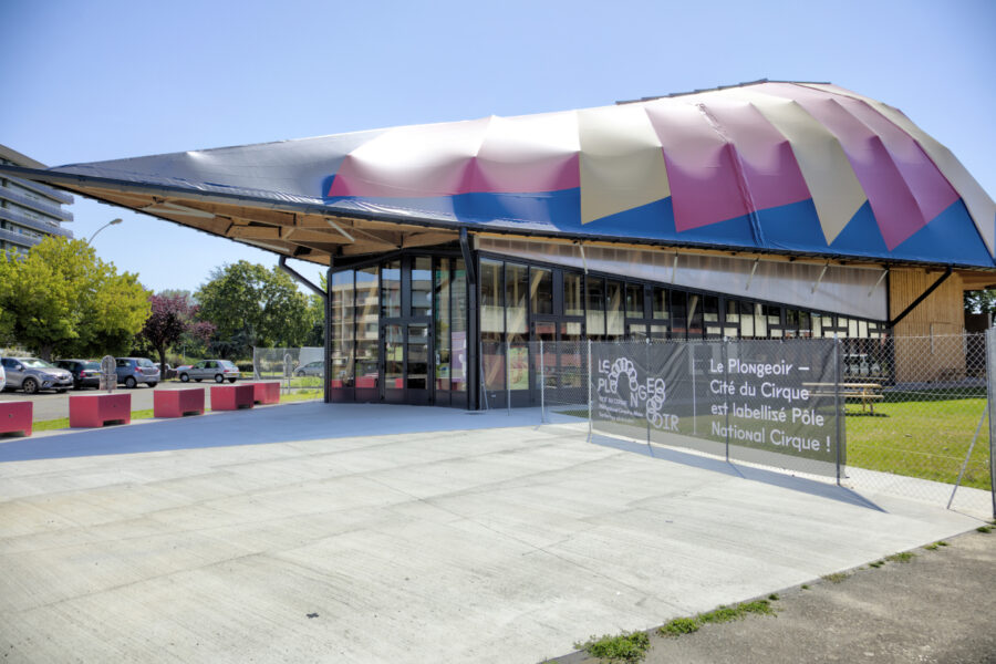 Le chapiteau permanent du Plongeoir - Cité du Cirque au Mans 